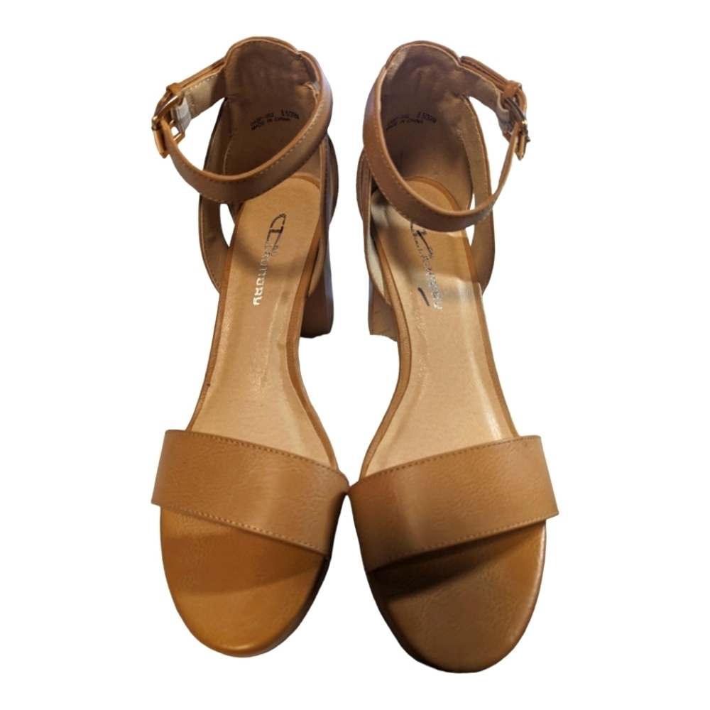 NWOT CL by Laundry  Go On Platform Sandals | Size 8.5